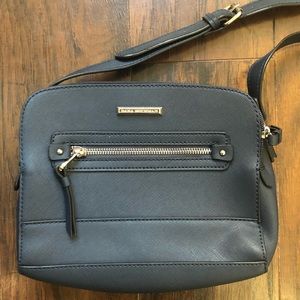 Navy Dana Buchman cross body purse